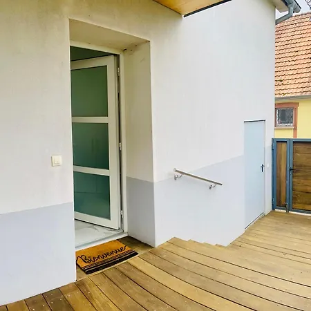 Spacieux, Lumineux Et Confortable 아파트