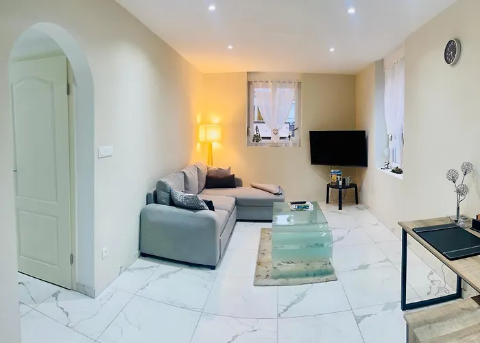 Spacieux, Lumineux Et Confortable