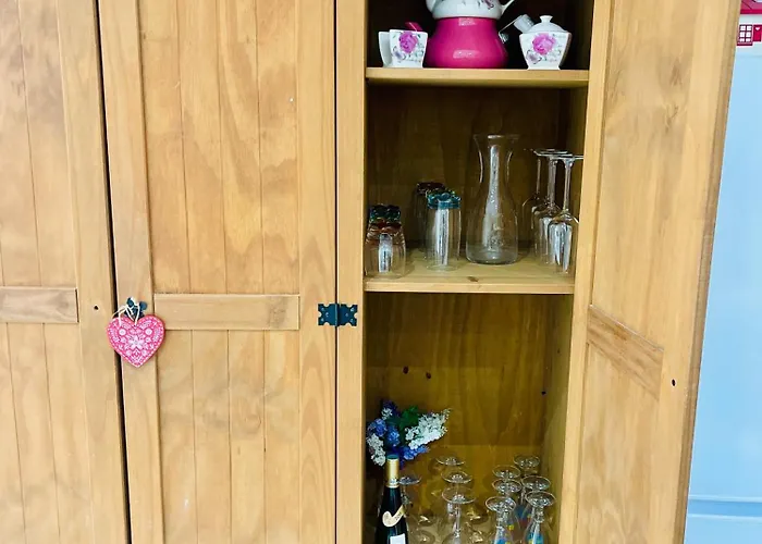 Spacieux, Lumineux Et Confortable